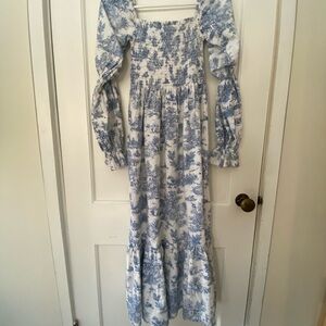 Nothing fits but yuki dress in paris